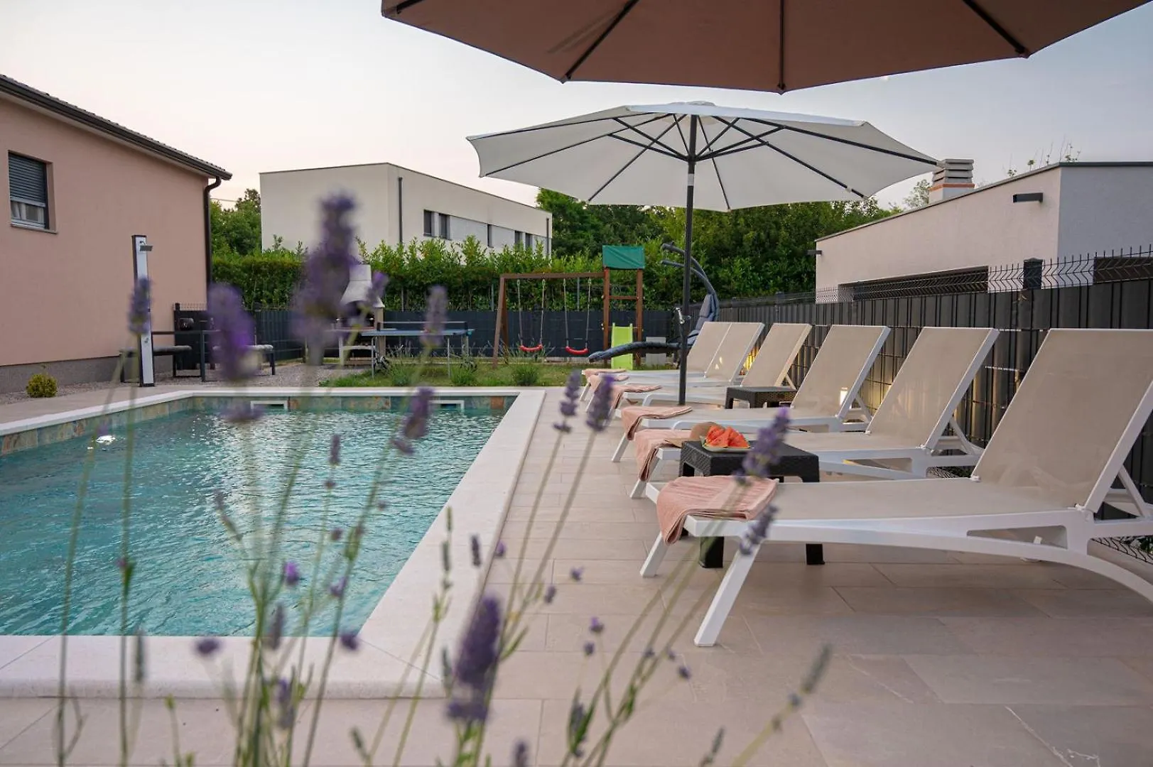 Poolside Holiday House Labin  Chorwacja