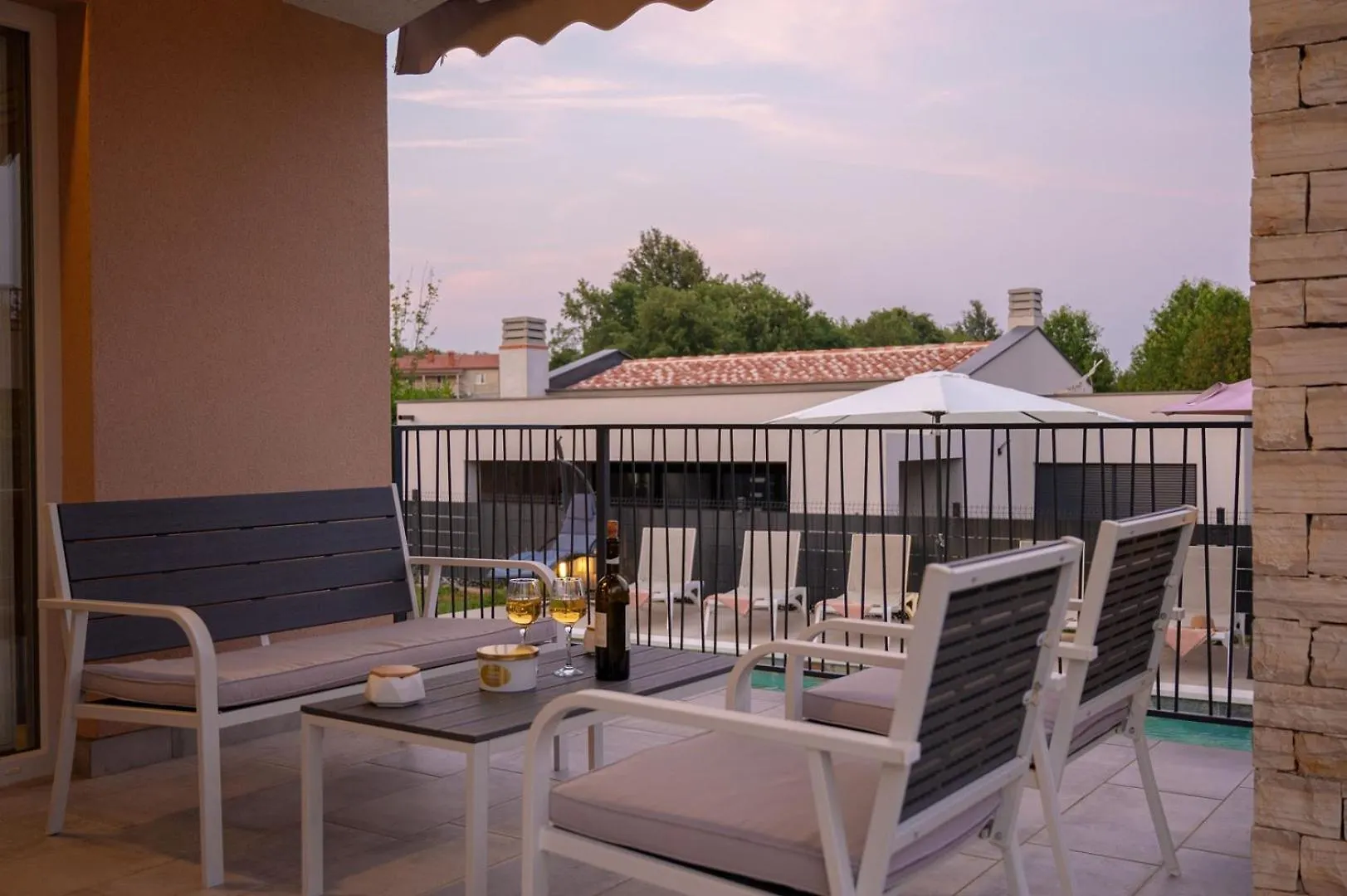 Poolside Holiday House Labin  Labin (Istria)