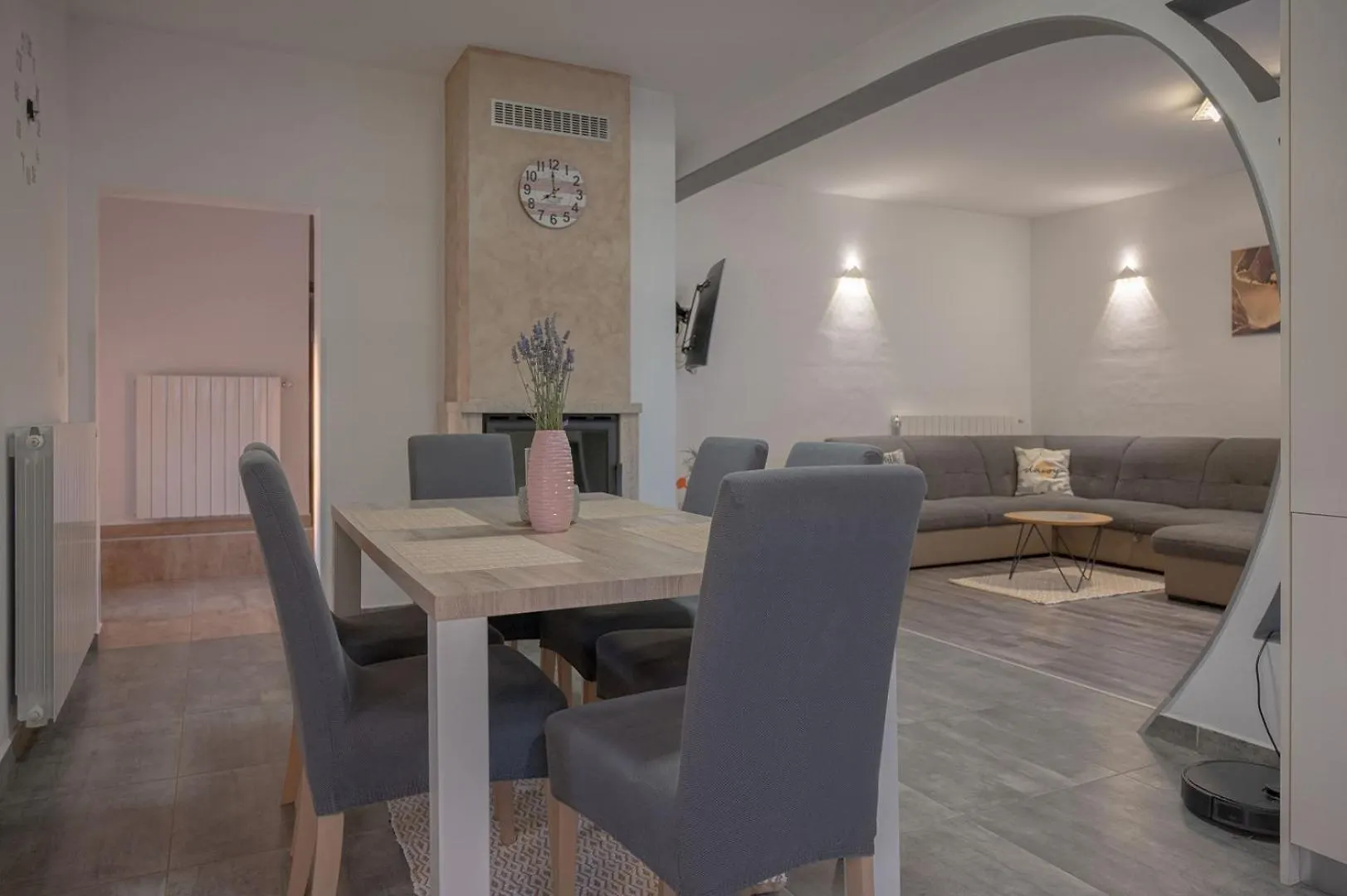 Poolside Holiday House Labin  Dom wakacyjny Labin (Istria)